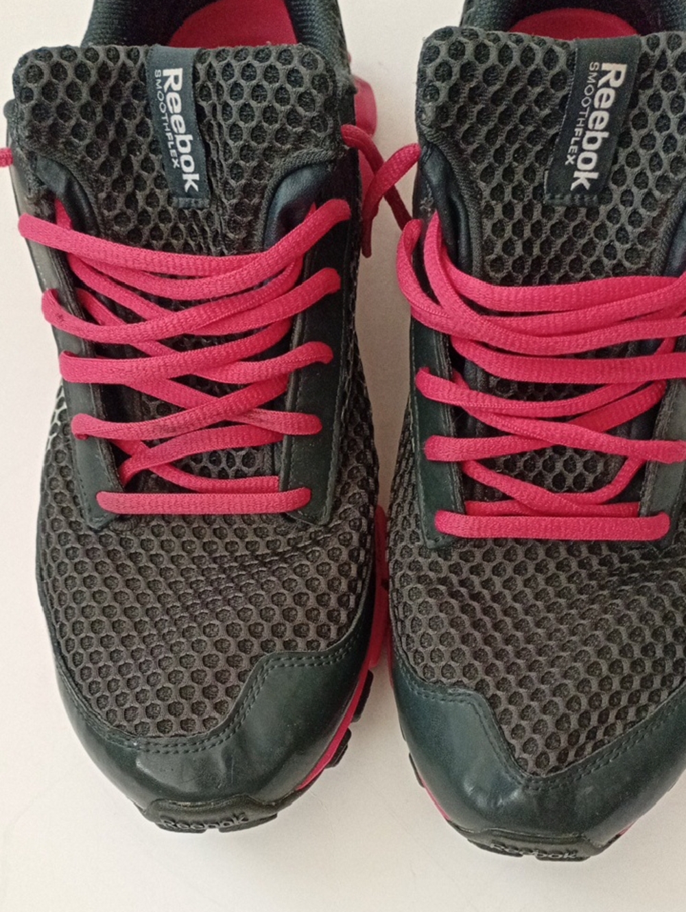 Reebok Smoothflex Women's Dark Grey and Pink Lace Up Mesh Sneakers Size 10 - Picture 8 of 15